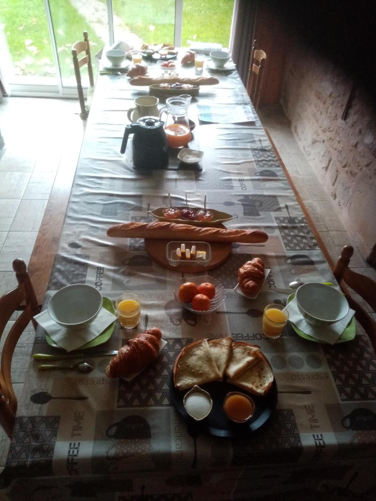 مبيت وإفطار Chabournay Les Tourterelles المظهر الخارجي الصورة